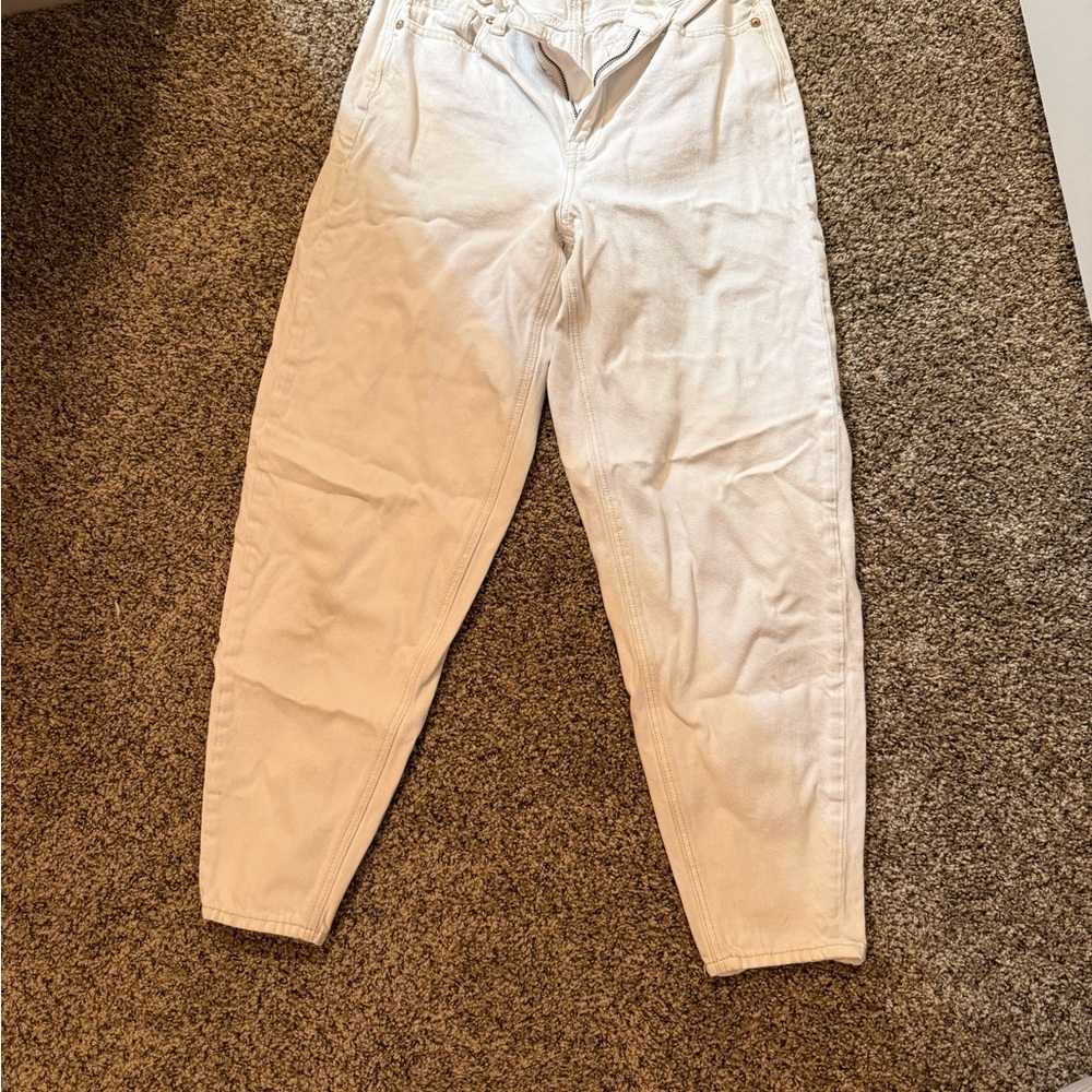 American Eagle Outfitters Women’s Cream Chinos